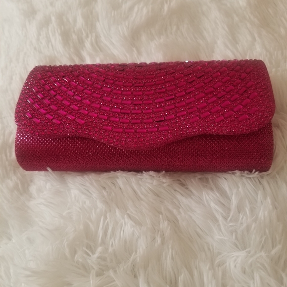 Purse - Picture 1 of 2